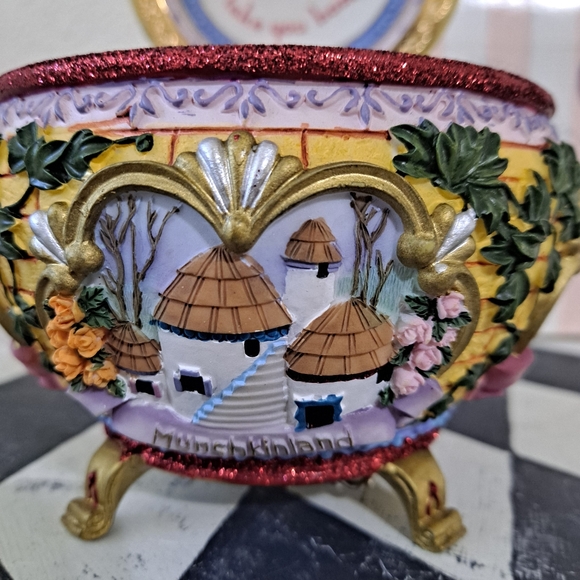 DISCONTINUED Wizard of Oz Over the Rainbow Music Box - Picture 3 of 11